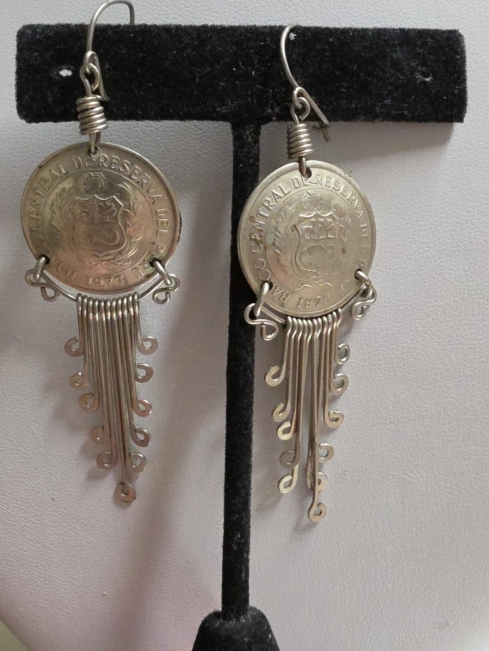 Vintage Peruvian 5 Soles de Oro Coin Dangle Earrings Wire Scrolled Fringe
